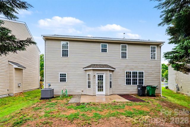 17507 Westmill Lane, Charlotte, NC 28277