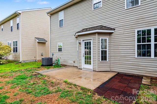 17507 Westmill Lane, Charlotte, NC 28277
