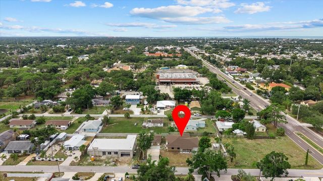 2818 OLYMPIC STREET, Sarasota, FL 34231