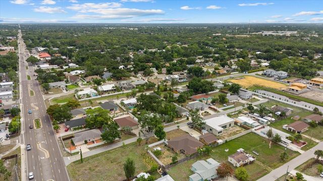 2818 OLYMPIC STREET, Sarasota, FL 34231