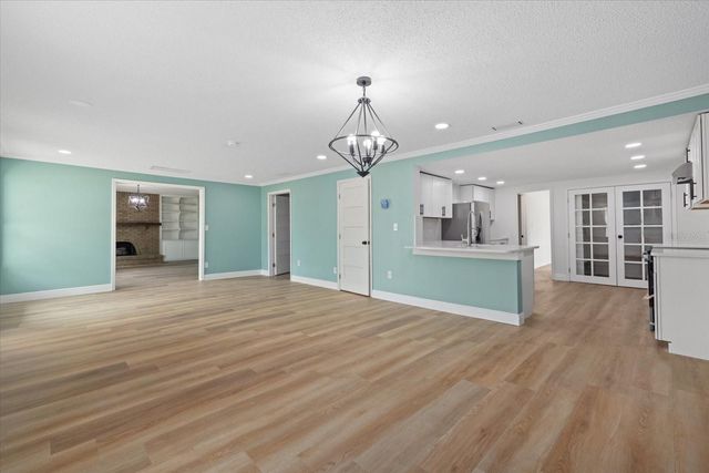 2818 OLYMPIC STREET, Sarasota, FL 34231