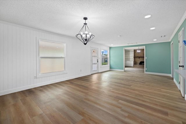 2818 OLYMPIC STREET, Sarasota, FL 34231
