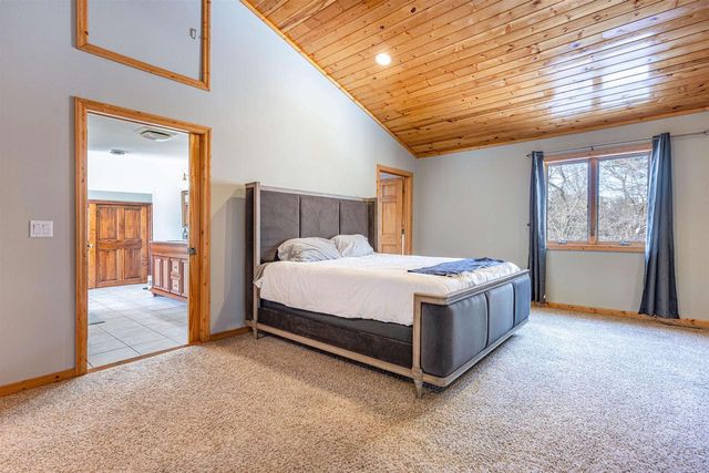 N9380 County Rd XX Road, Wisconsin Dells, WI 53965