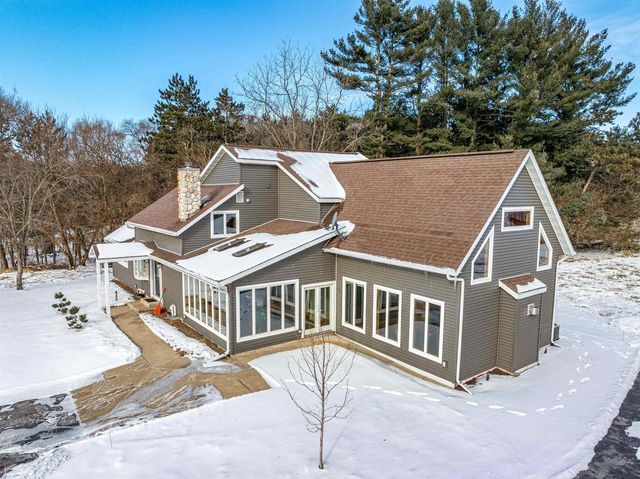 N9380 County Rd XX Road, Wisconsin Dells, WI 53965