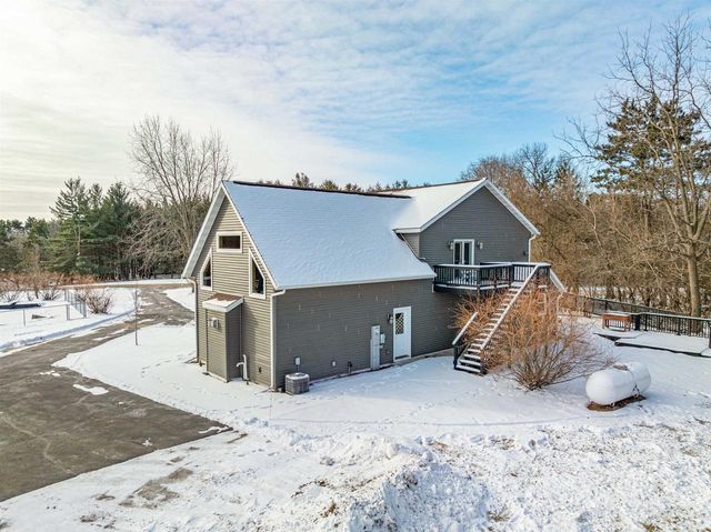 N9380 County Rd XX Road, Wisconsin Dells, WI 53965