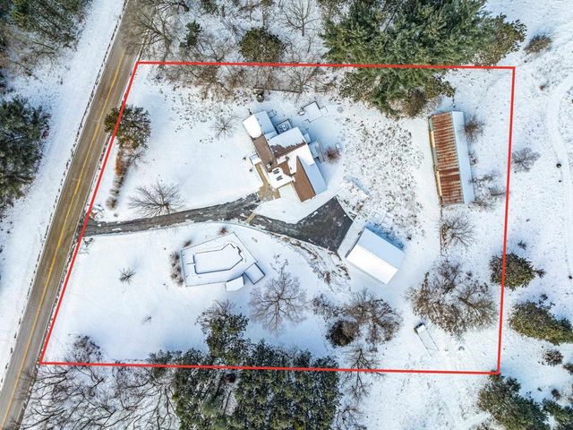 N9380 County Rd XX Road, Wisconsin Dells, WI 53965