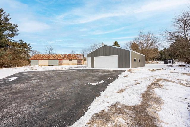 N9380 County Rd XX Road, Wisconsin Dells, WI 53965