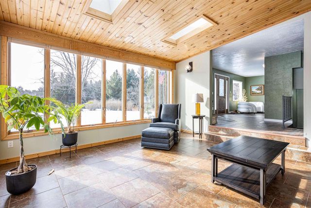 N9380 County Rd XX Road, Wisconsin Dells, WI 53965