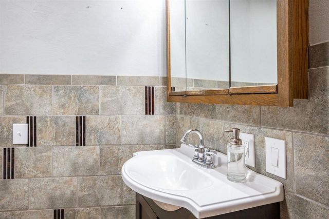 N9380 County Rd XX Road, Wisconsin Dells, WI 53965