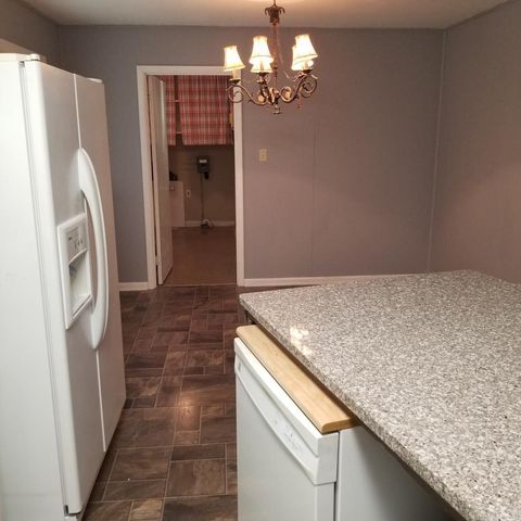 2121 Jones St, Malvern, AR 72104
