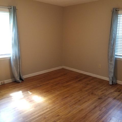 2121 Jones St, Malvern, AR 72104