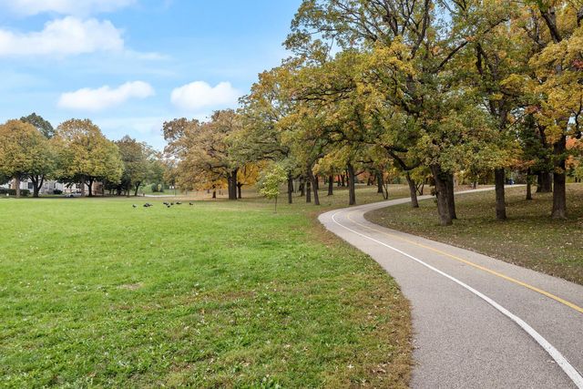 2307 Unity Avenue N, Golden Valley, MN 55422