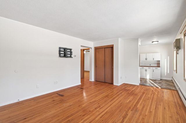 2307 Unity Avenue N, Golden Valley, MN 55422