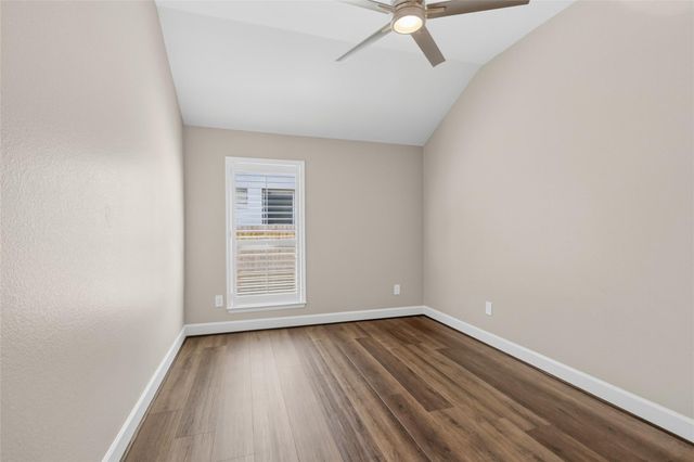 542 Carina Gaze Drive, Conroe, TX 77318