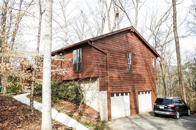 5100 Forest Mist SE Drive, Smyrna, GA 30082