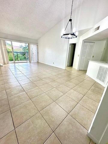 9033 Wiles Rd 304, Coral Springs, FL 33067
