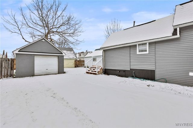 24 Home Place, Lackawanna, NY 14218