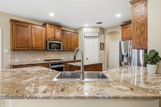 850 Limestone Drive, Prosper, TX 75078