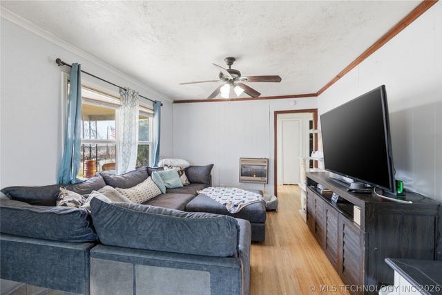 7905 W 17th Street, Sand Springs, OK 74127