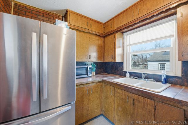 7905 W 17th Street, Sand Springs, OK 74127