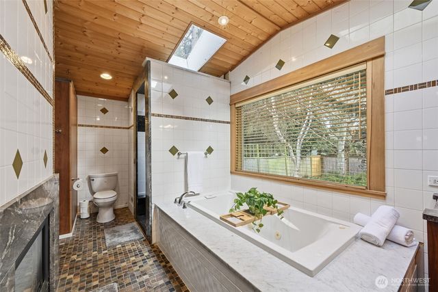 22407 87th Avenue W, Edmonds, WA 98026