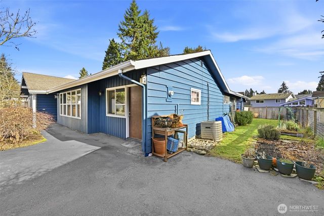 22407 87th Avenue W, Edmonds, WA 98026
