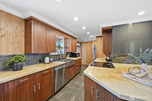 22407 87th Avenue W, Edmonds, WA 98026