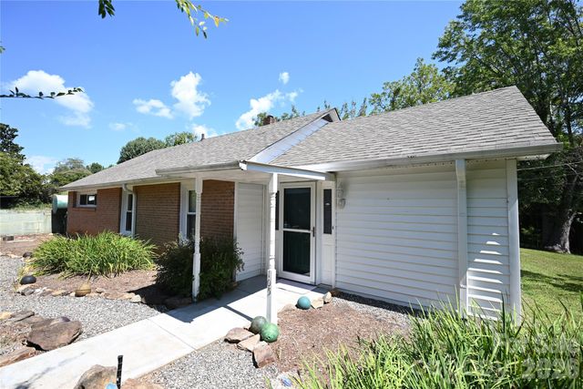 105 Owens Avenue NE, Drexel, NC 28690