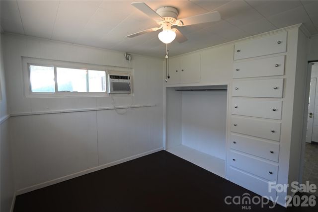 105 Owens Avenue NE, Drexel, NC 28690