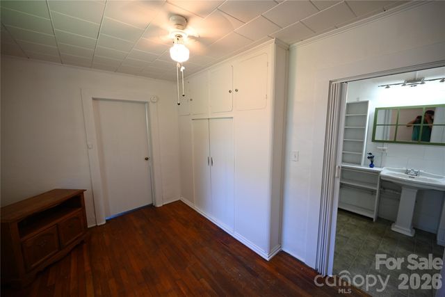 105 Owens Avenue NE, Drexel, NC 28690
