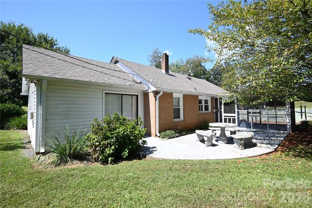 105 Owens Avenue NE, Drexel, NC 28690