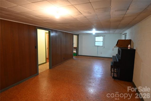 105 Owens Avenue NE, Drexel, NC 28690