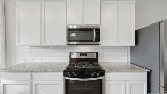 117 Sailors Way, Cibolo, TX 78108