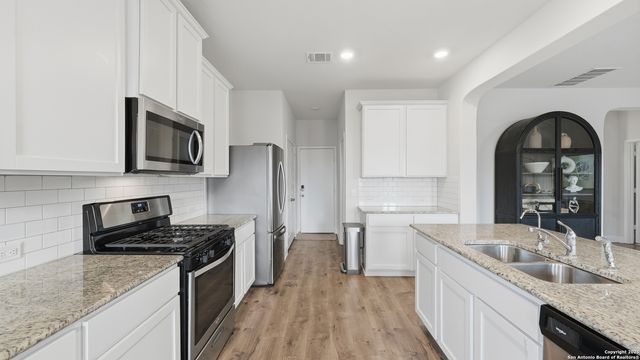 117 Sailors Way, Cibolo, TX 78108