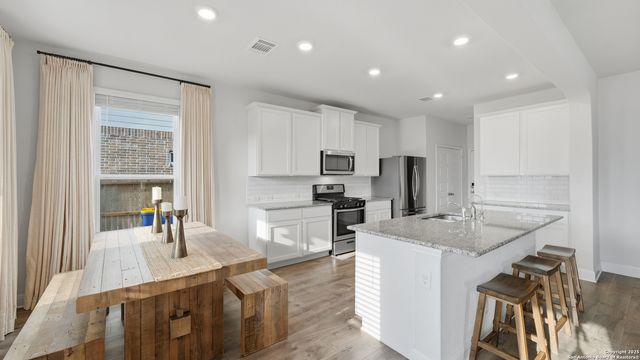 117 Sailors Way, Cibolo, TX 78108