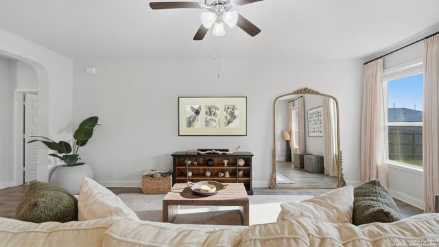 117 Sailors Way, Cibolo, TX 78108