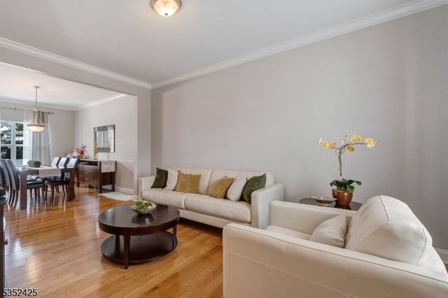 408 Old Georges Rd, North Brunswick Twp., NJ 08902