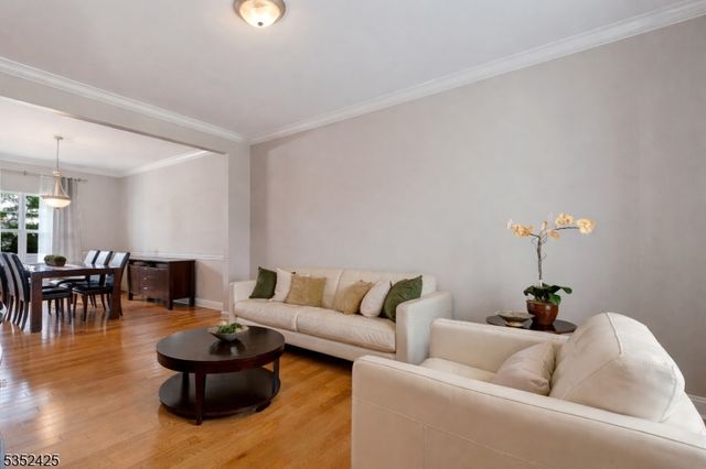 408 Old Georges Rd, North Brunswick Twp., NJ 08902