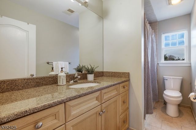 408 Old Georges Rd, North Brunswick Twp., NJ 08902