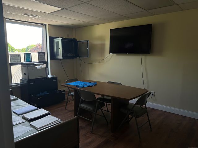 57 North Street, Danbury, CT 06810