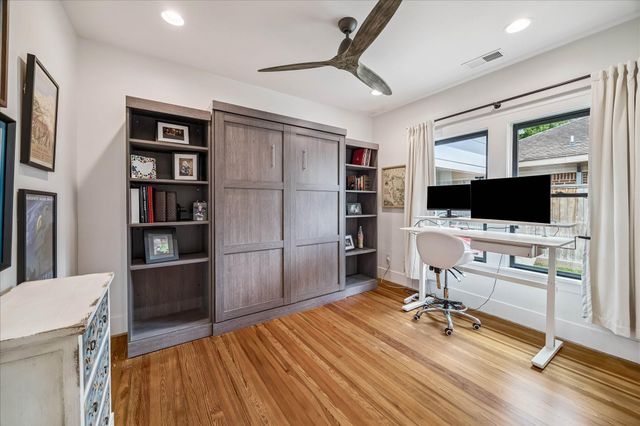 943 Teetshorn Street, Houston, TX 77009