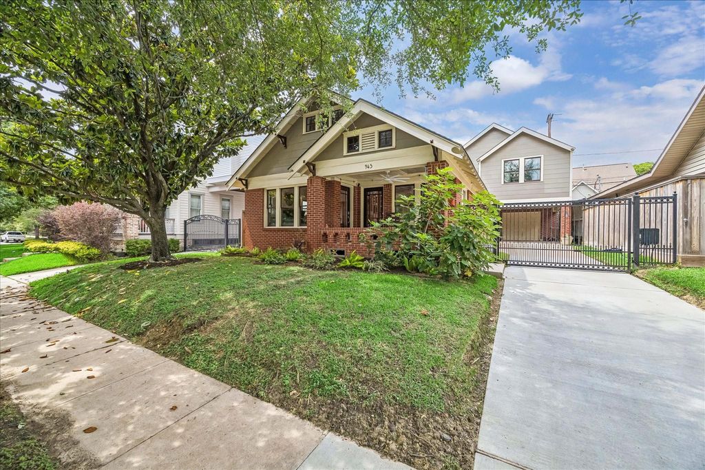 943 Teetshorn Street, Houston, TX 77009