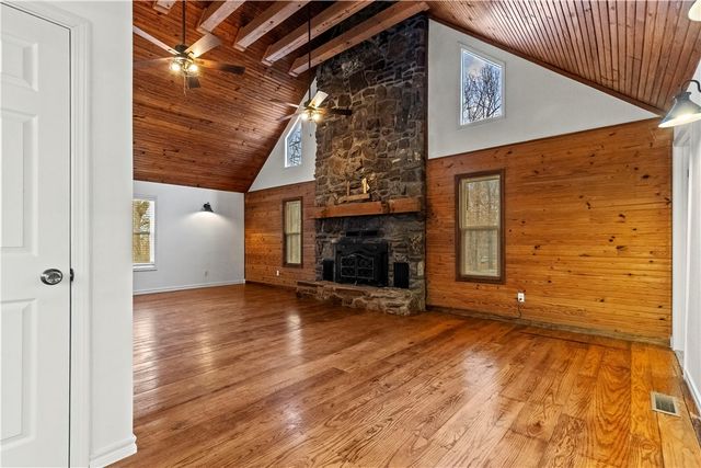 6601 Essies Lane, Everton, AR 72633