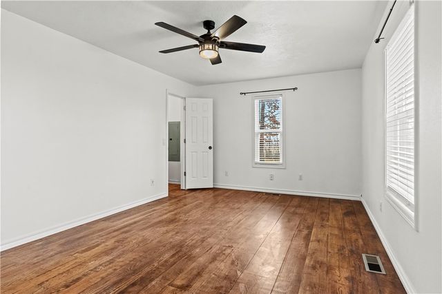 6601 Essies Lane, Everton, AR 72633