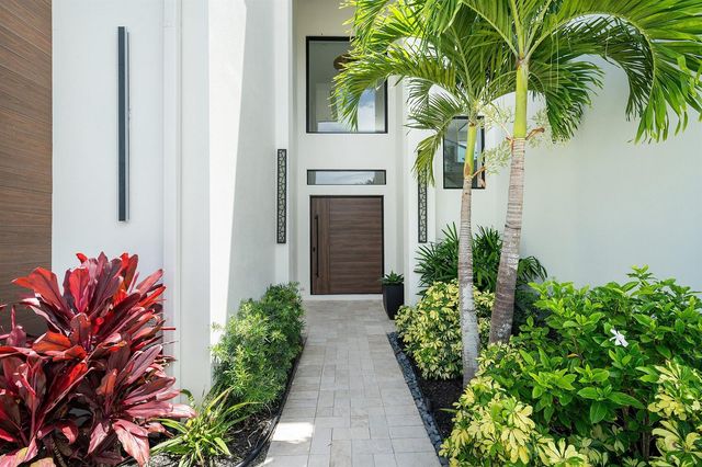 798 Havana Drive, Boca Raton, FL 33487