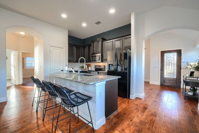 8828 Cassidy Lane, Aubrey, TX 76227