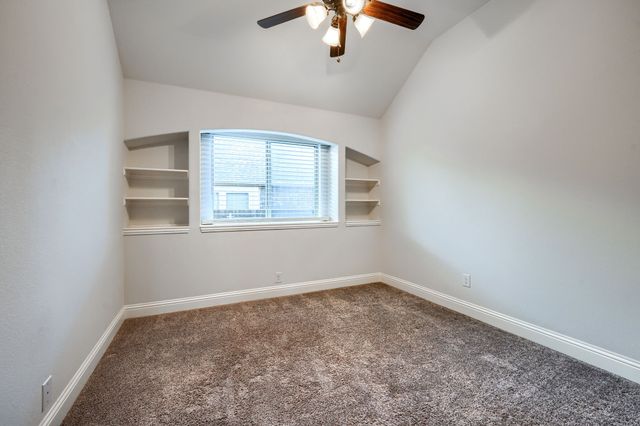 8828 Cassidy Lane, Aubrey, TX 76227