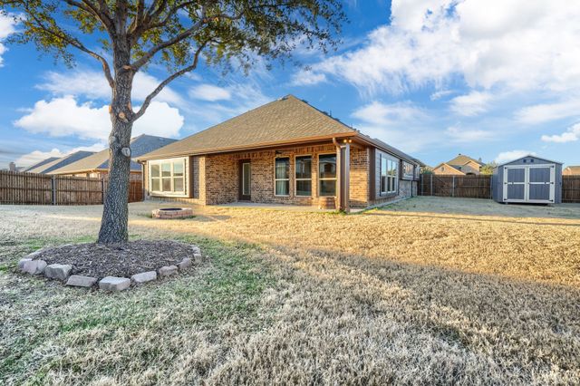 8828 Cassidy Lane, Aubrey, TX 76227