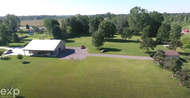 53203 Foss Road, Macomb Twp, MI 48042