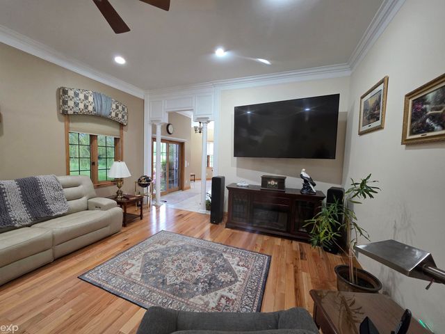 53203 Foss Road, Macomb Twp, MI 48042
